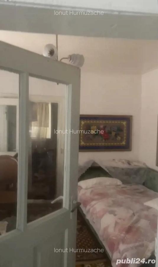 2 case 8 camere 1700m2 - 1