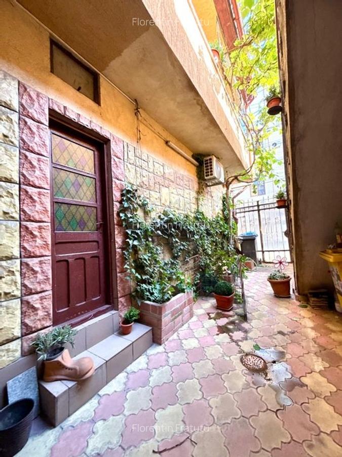 Vila de vanzare cu 16 camere  in zona Coiciu- Constanta - 4