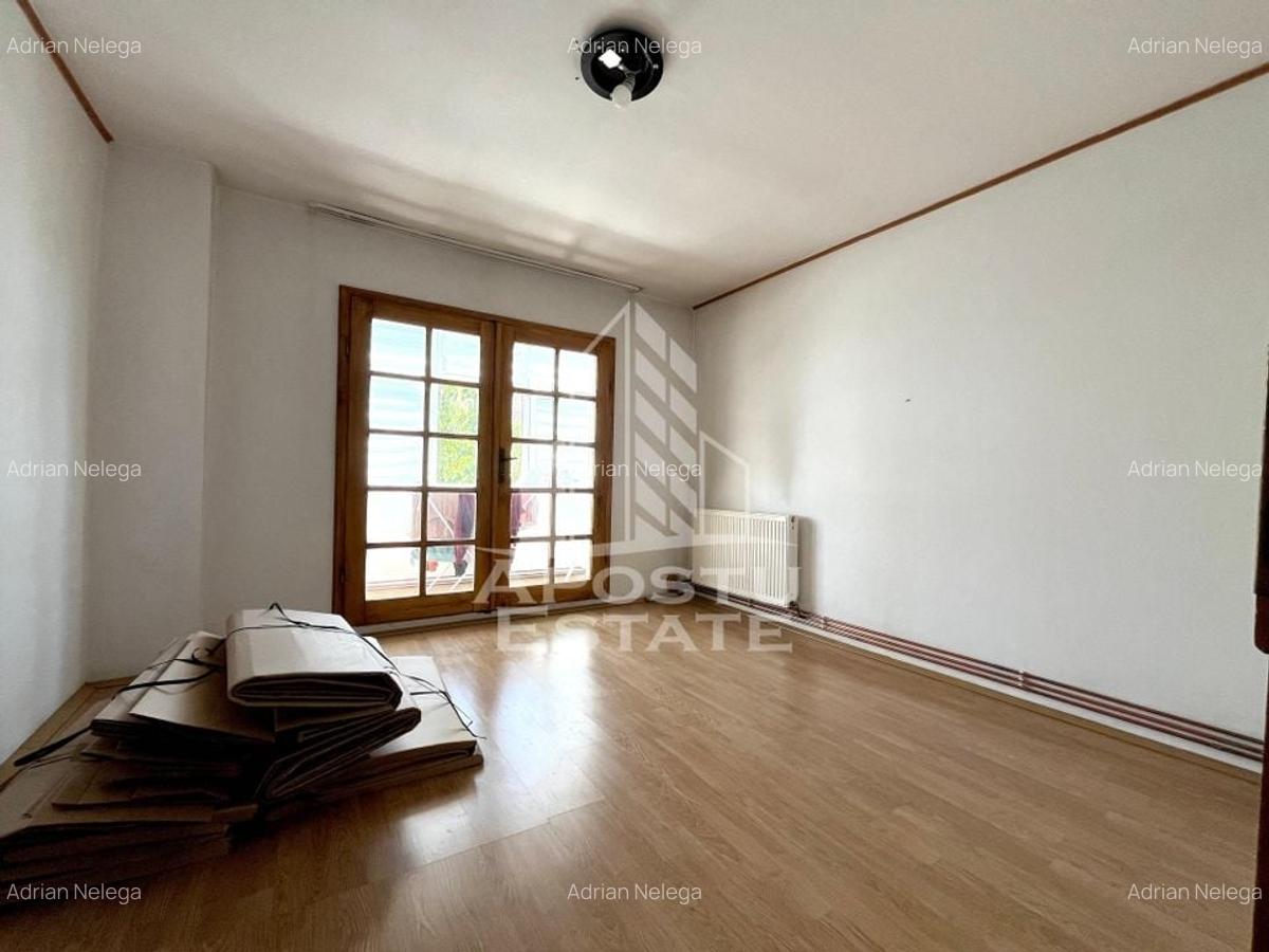Apartament cu 3 camere, centrala proprie, zona Bucovina - 3