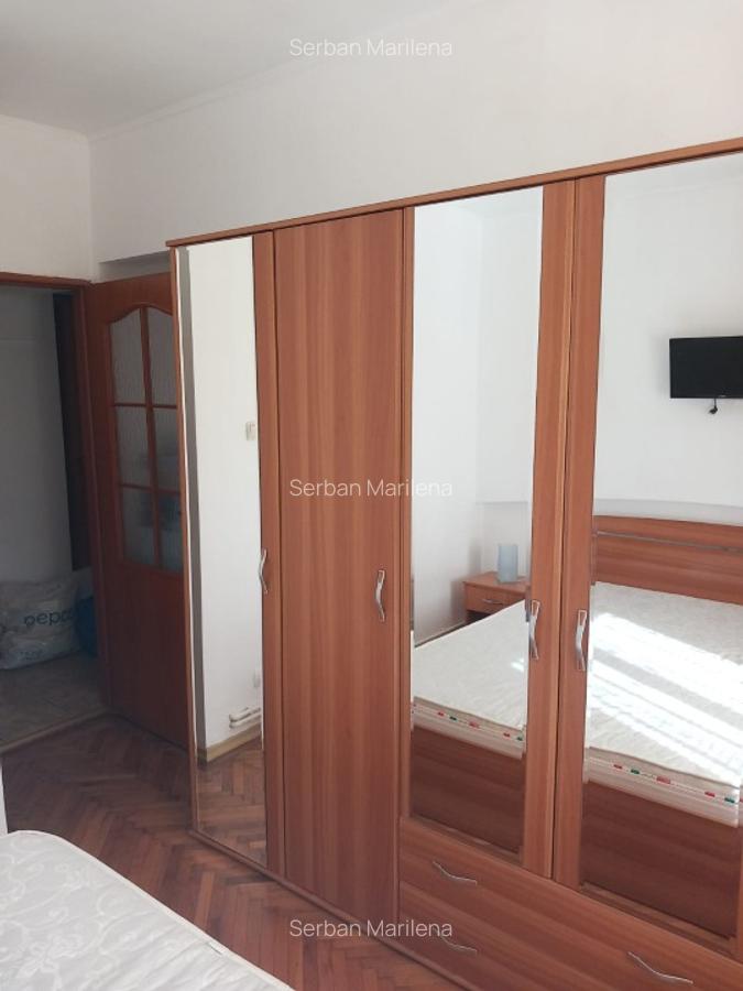 Inchiriez apartament 2 camere, decomandat, zona Tomis 2 - 6