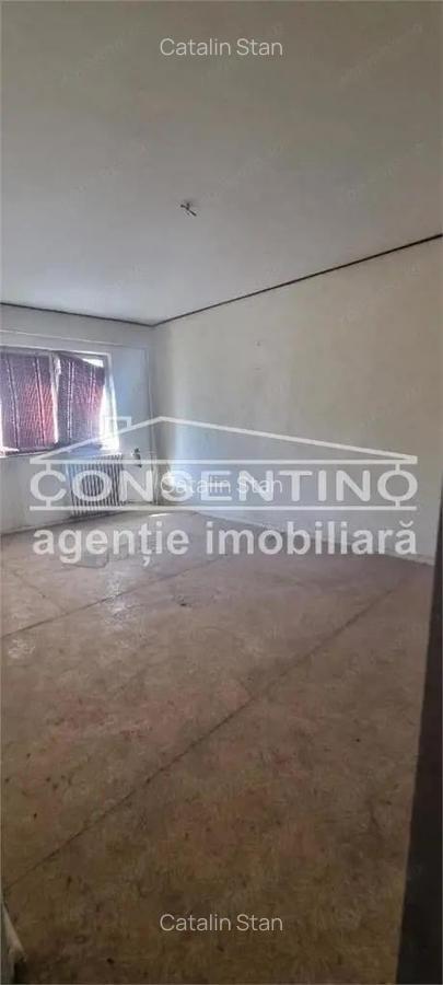 Se vinde imobil cu 3 camere , Brosteni, decomandat - 5