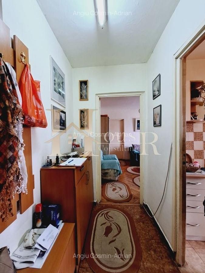Apartament cu 3 camere semidecomandat în Circumvalațiunii - 10