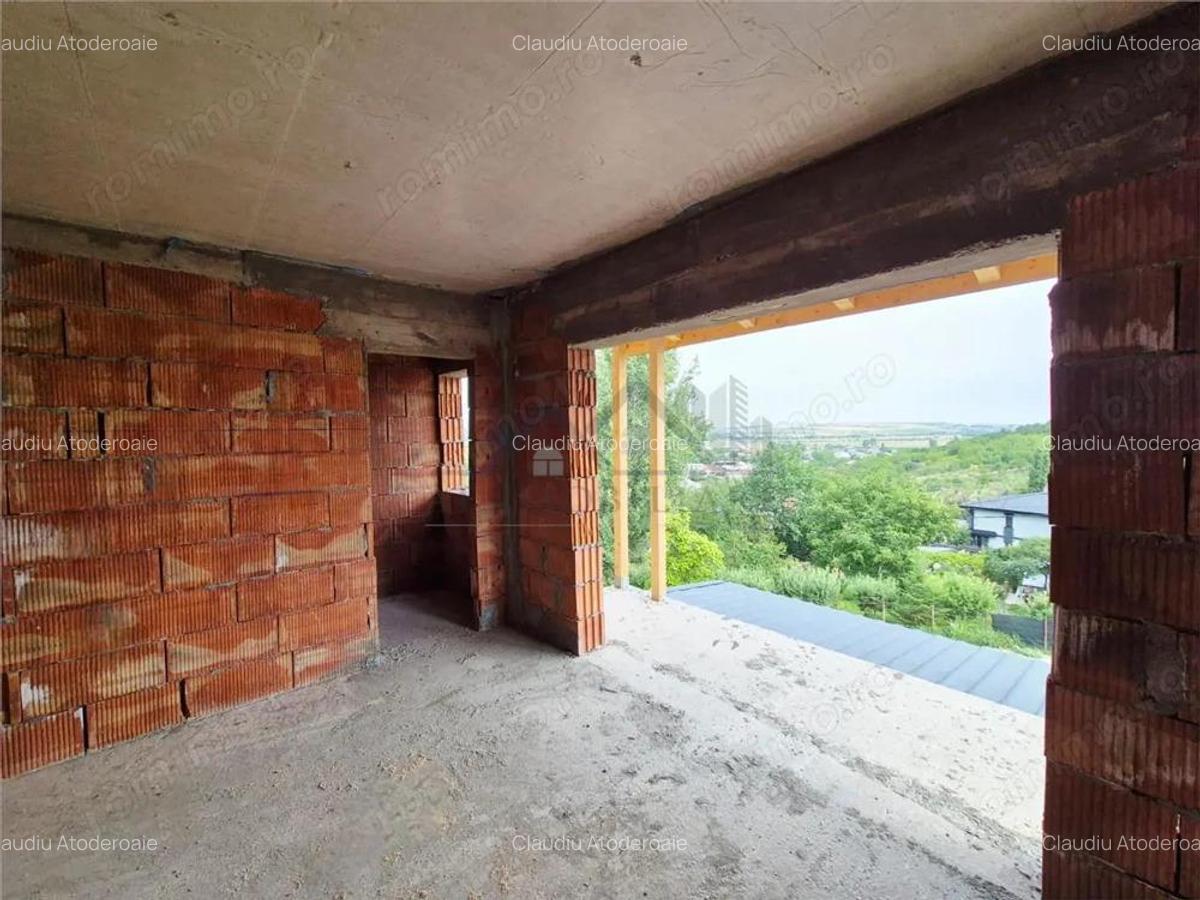 Casa de vanzare cu priveliste frumoasa - 6