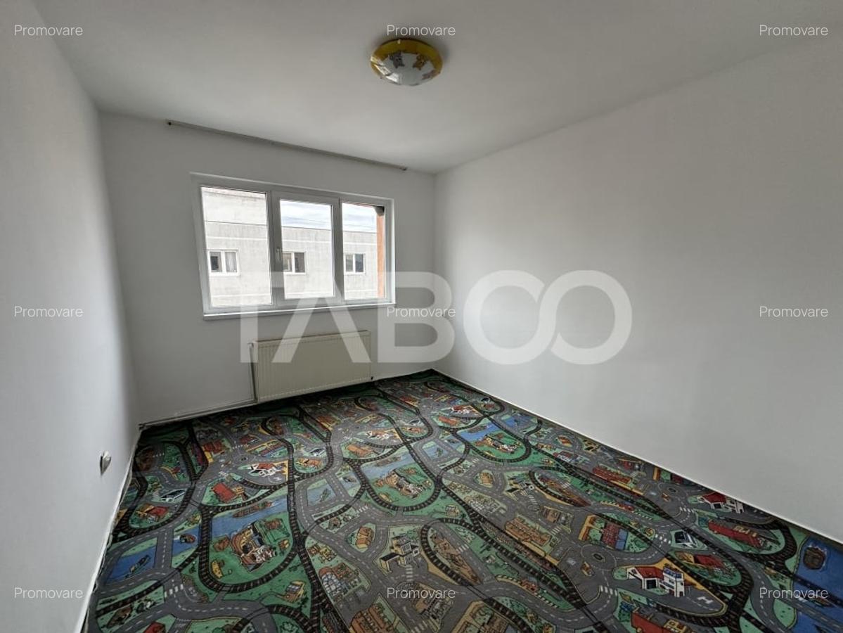 Apartament decomandat cu 3 camere baie cu geam la doar 1641 euro/mp - 2
