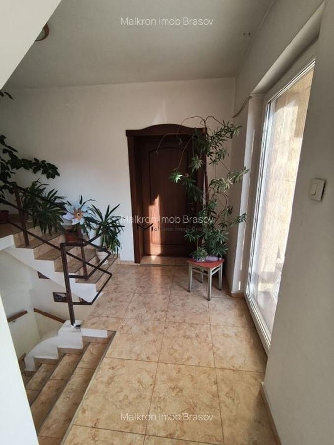 Apartament de Vânzare în Vilă - 3