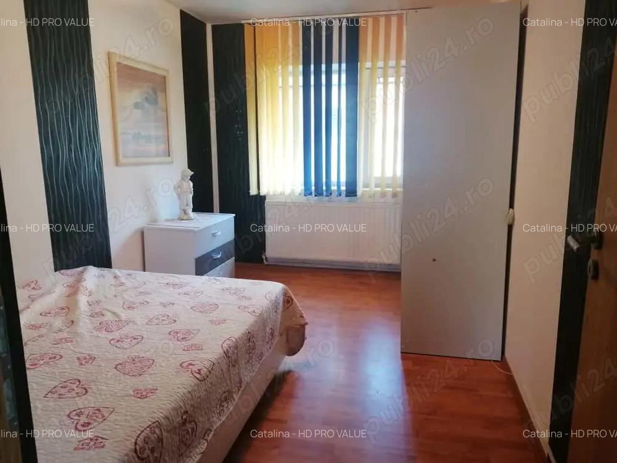 Apartament 3 camere, decomandat, str. Aurel Vlaicu - HATEG - 5