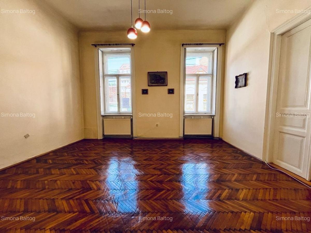 Apartament 3 camere, Central intr-un imobil Istoric realibitat - 26