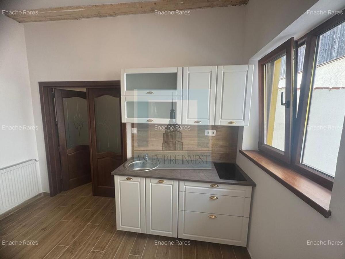 Casă renovată integral, mobilată și utilată - Șchei, Brașov - 9