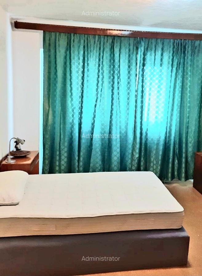 Lacul  Tei cu vedere superba   la lac - 6