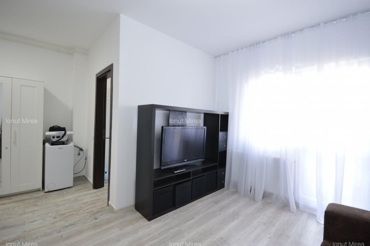 Aparatorii Patriei metrou - Metalurgiei, garsoniera moderna, bloc nou - 3