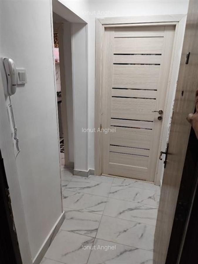 Apartament cu 2 camere decomandat în Tei - 5
