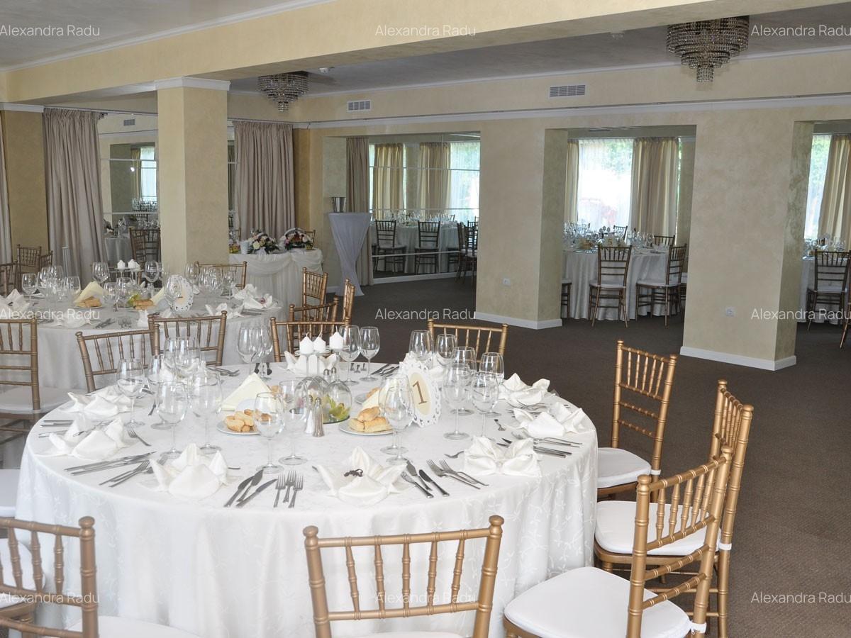 Complex Turistic | Cazare, Salon Evenimente, Terenuri Sport - Centura BUCURESTI - 16 Complex Turistic | Cazare, Salon Evenimente, Terenuri Sport - Centura BUCURESTI - 16