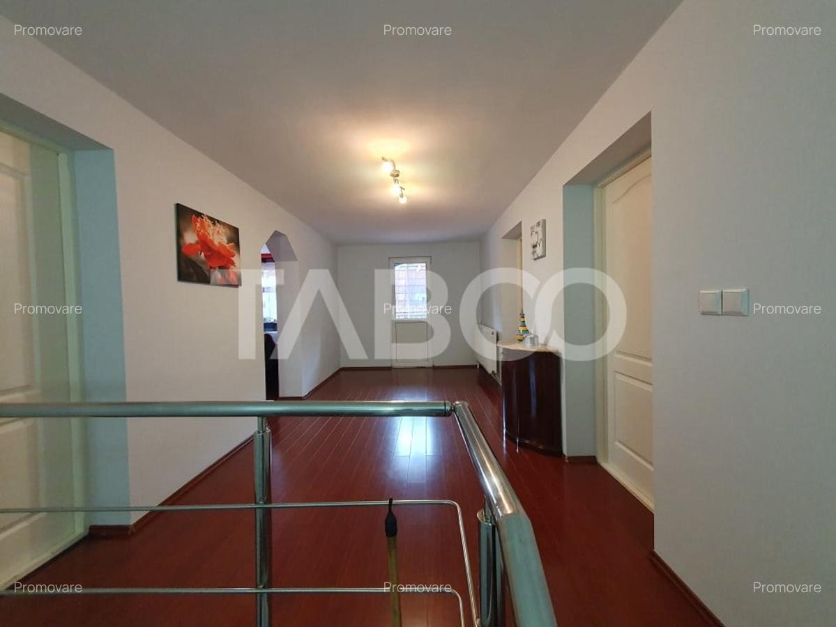 Casa individuala cu 7 camere 2 fronturi 1000 mp teren in Sura Mare - 17
