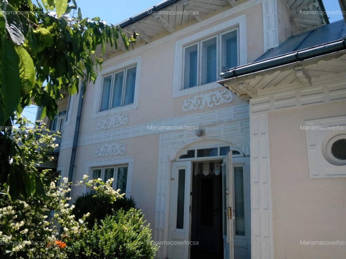 Vand casa cu etaj si teren in Vanatori Neamt,langa Targu Neamt - 2