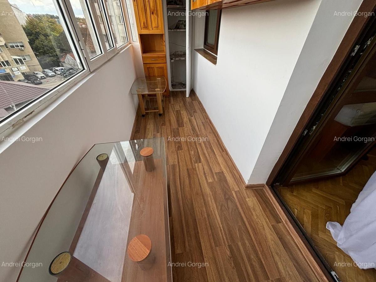 Apartament 3 camere Bld Independentei - 6