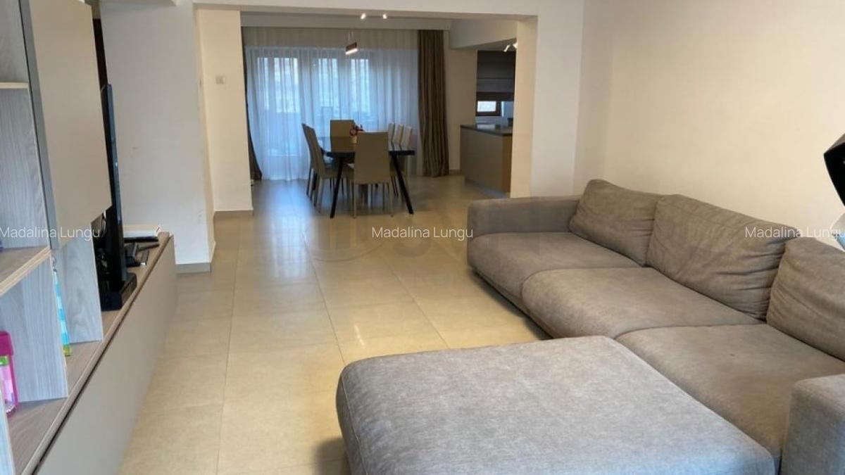 REA1009351 Bulevardul Unirii - apartament 4 camere - 6