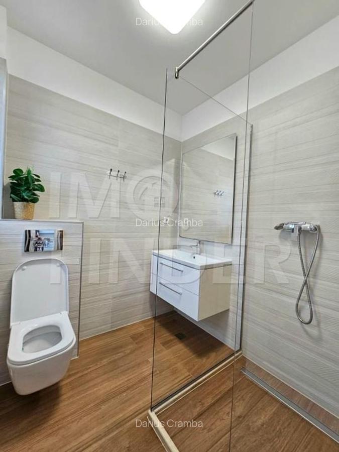Inchiriere apartament 3 camere situat in vila privata, zona UMF - 14