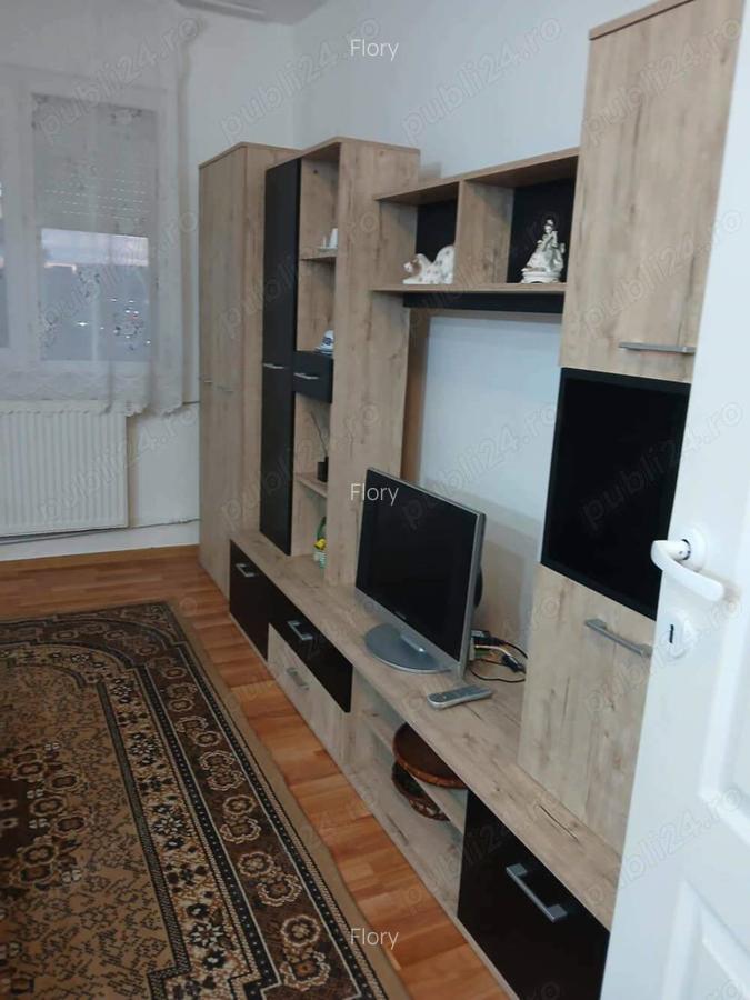 Inchiriez garsoniera - 1