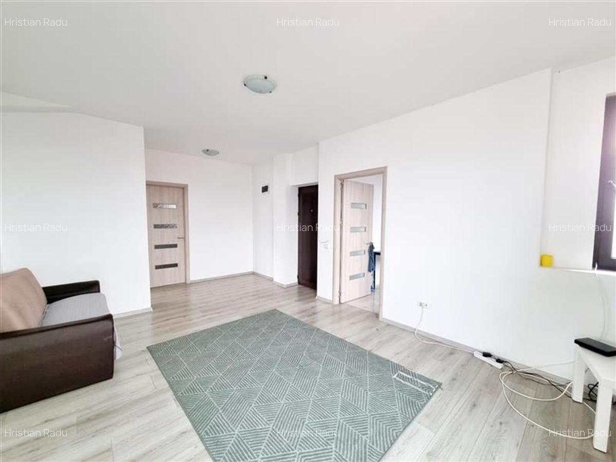 Apartament cu 3 camere semidecomandat în Bucureștii Noi - 4