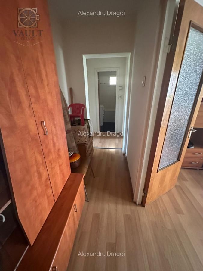 Apartament 3 camere- Decomandat- Titulescu -Piata Victoriei - 18