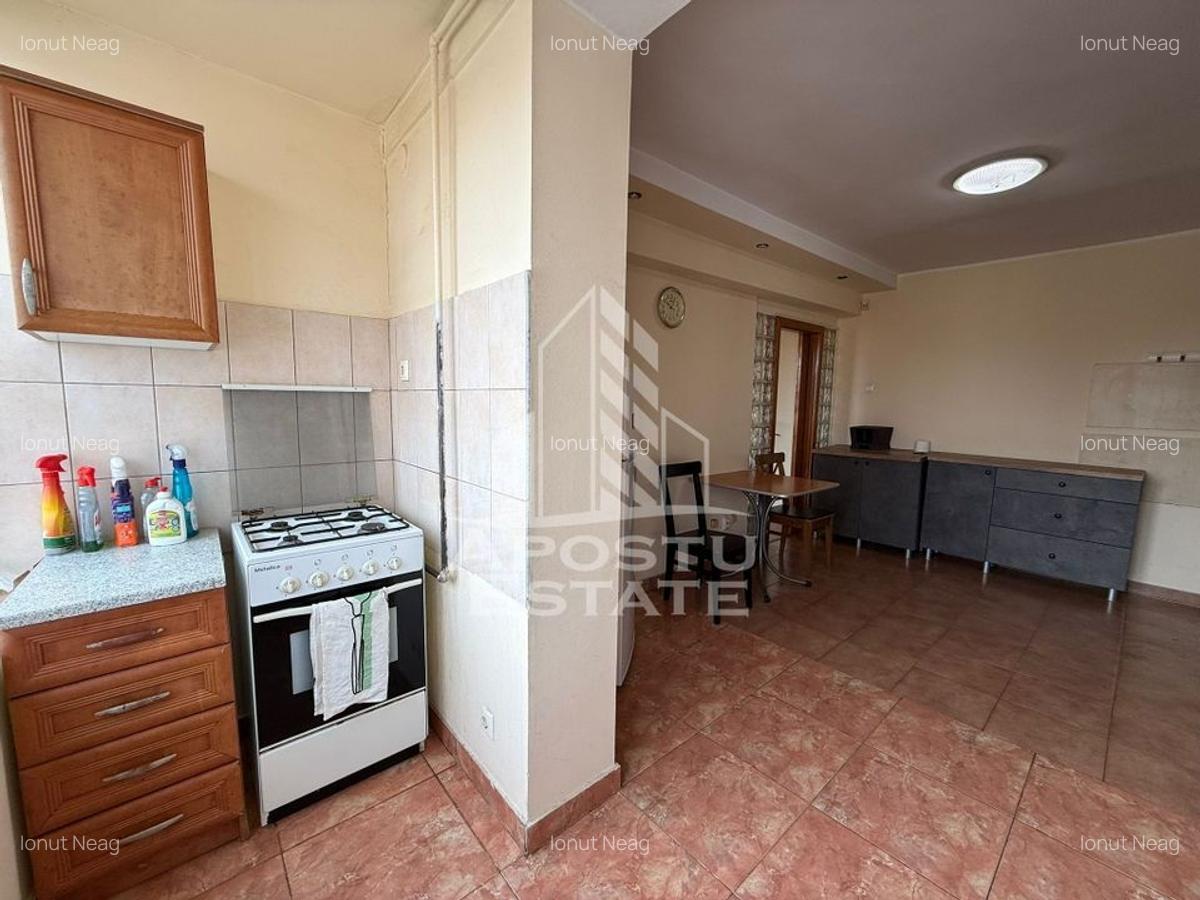 Apartament cu 3 camere, semidecomandat, zona Ultracentrala - 6