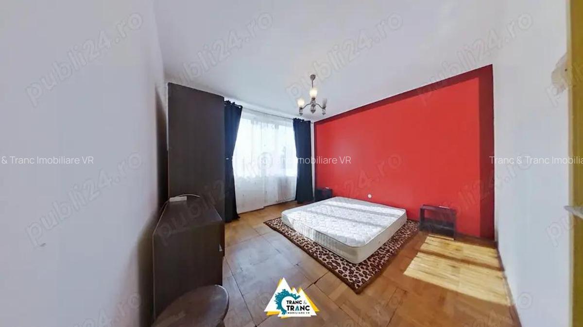 Ocazie unica! Apartament cu 3 camere in Podgoria mobilat, pozi?ie excelenta - 2