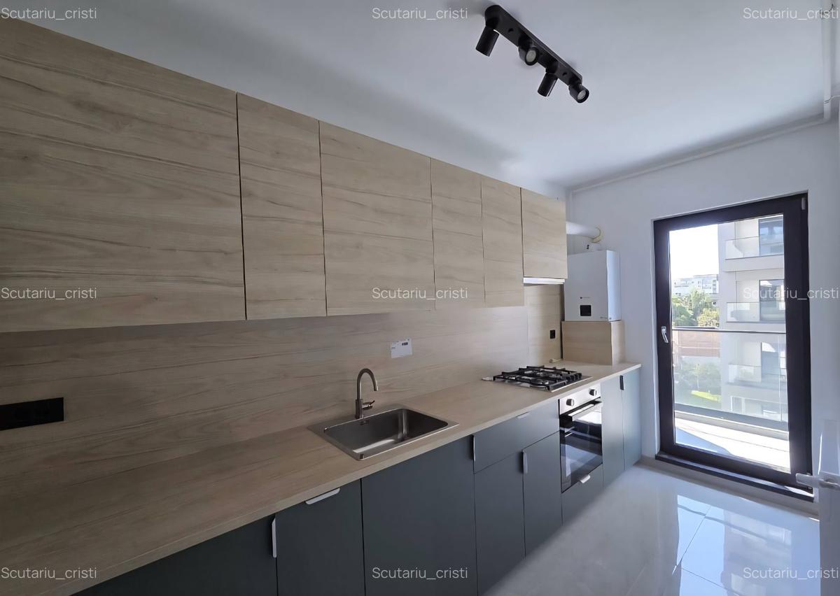 Dristor studio bloc nou - 6