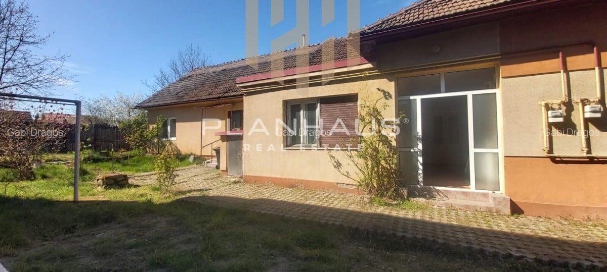 Casa tip duplex , str.Mihai Eminescu ,zona excelenta la strada principala - 2