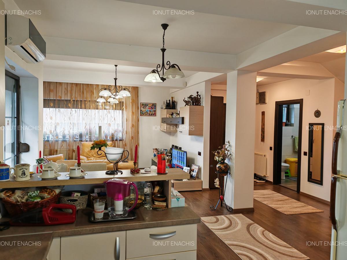 VANZARE CASA VILA TIP DUPLEX - 3