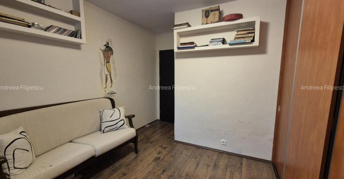 Apartament 3 camere, decomandat, Strada Victoriei - 6