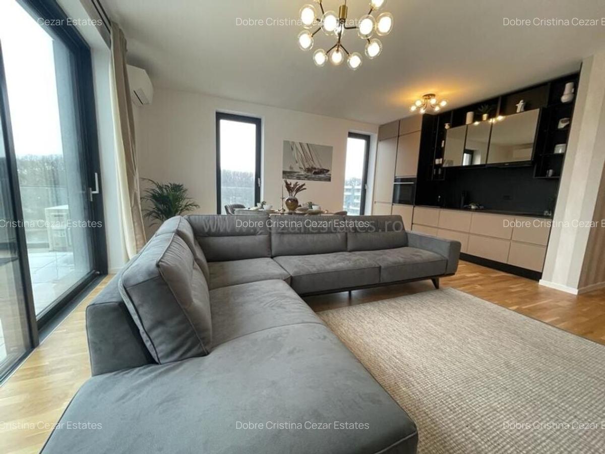 Apartament cu 4 camere decomandat în Băneasa - 2
