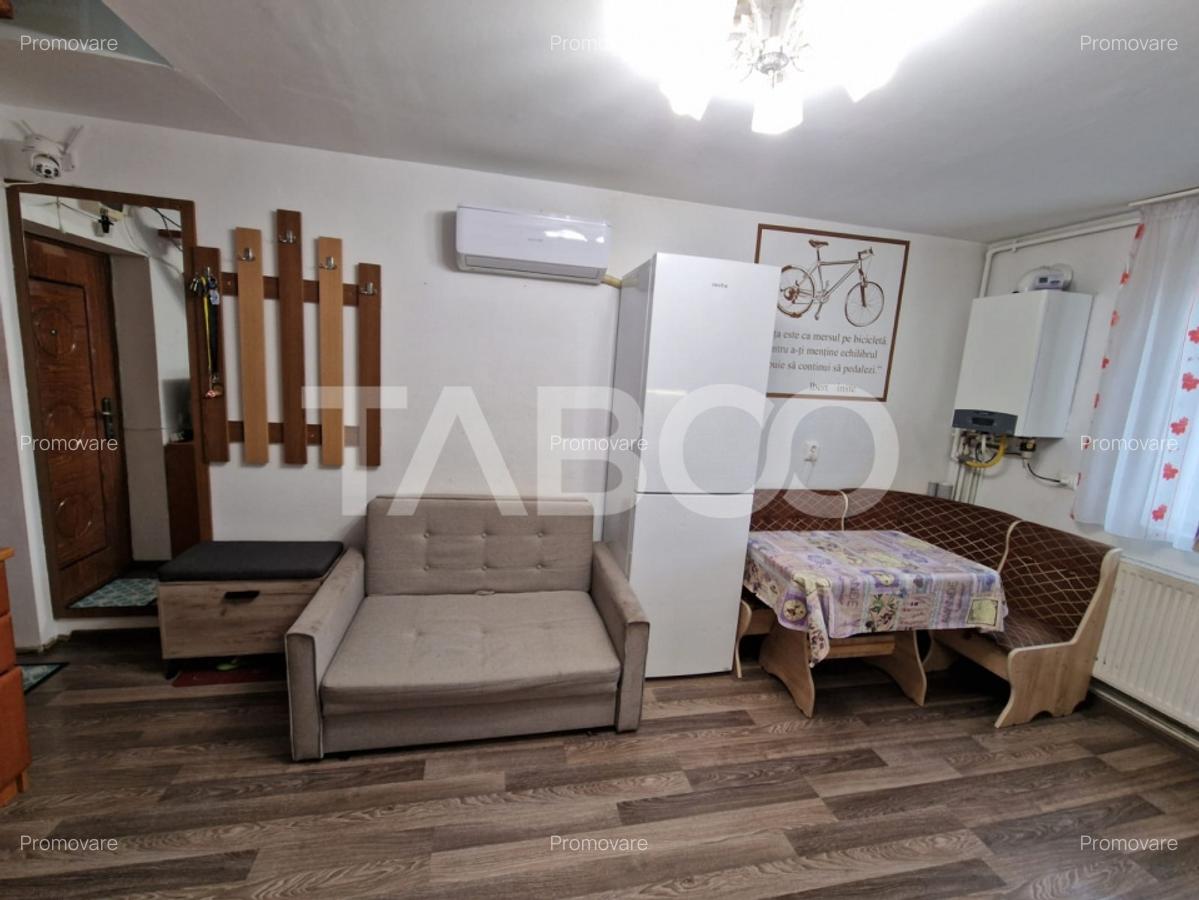 Apartament de vanzare 2 camere mobilat utilat zona Broscarie Sibiu - 2 Apartament de vanzare 2 camere mobilat utilat zona Broscarie Sibiu - 2
