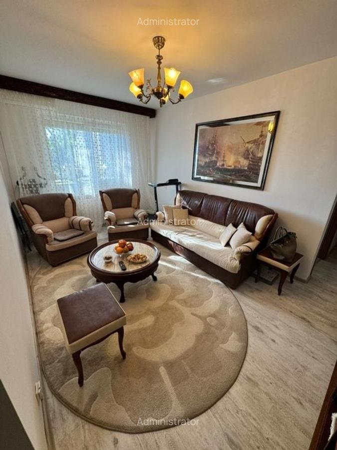 Apartament 3 camere semidecomandat-zona Inel 2 - 1