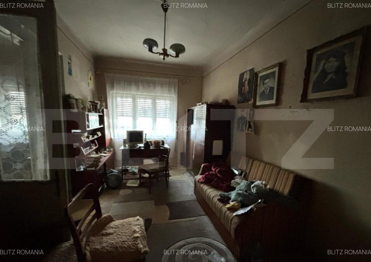 Casa de vanzare in suprafata de 100 mp localizata central i - 9