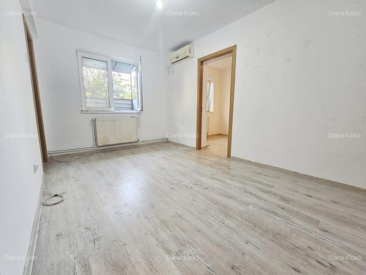 Vanzare 3 camere Renovat cf 3 etaj 2/4 Vitan Foisorului Comision zero - 2