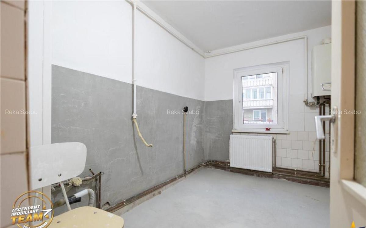 Film! Rezidenta personalizabila, etaj1, cu balcon,Targu Secu - 15