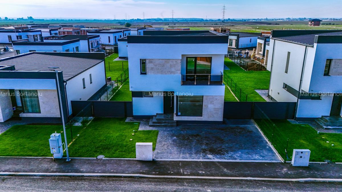 Casă individuală | Terasă  | Curte 327 mp | Posibilitate RATE | Complex Nou - 3
