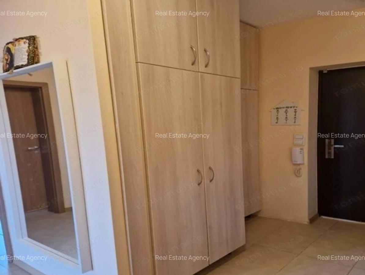 2 camere in zona Girocului - 2