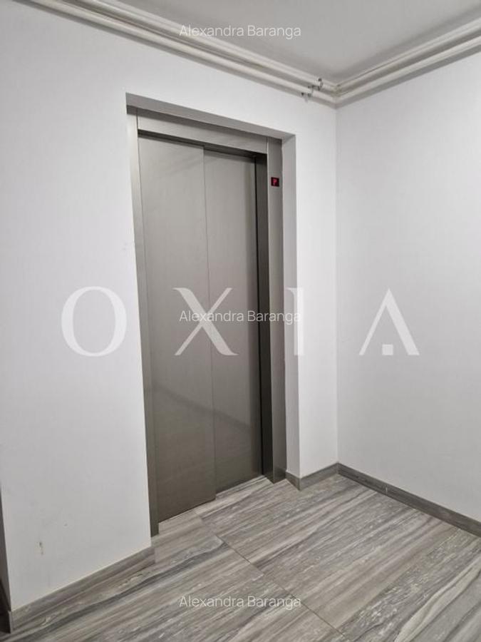 AX140 Giroc-Esso, Etaj Intermediar, Disponibil 1 Ianuarie - 13