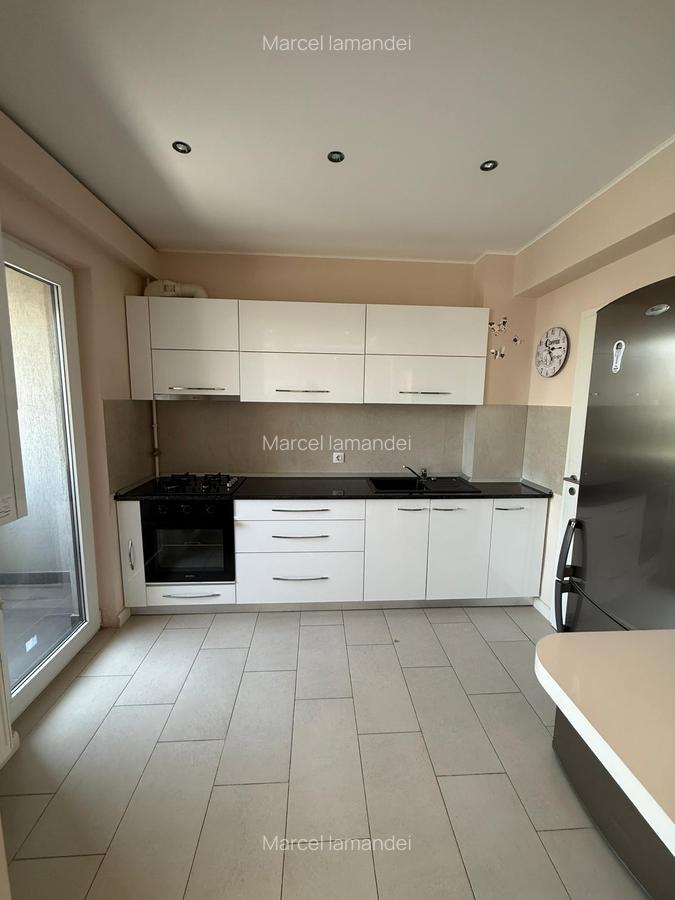Apartament impecabil, mobilat - 13