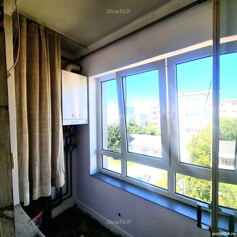 Chirie ap 2 cam dec,disponibil,Zona Mall,FSEGA 460 eur - 10 Chirie ap 2 cam dec,disponibil,Zona Mall,FSEGA 460 eur - 10