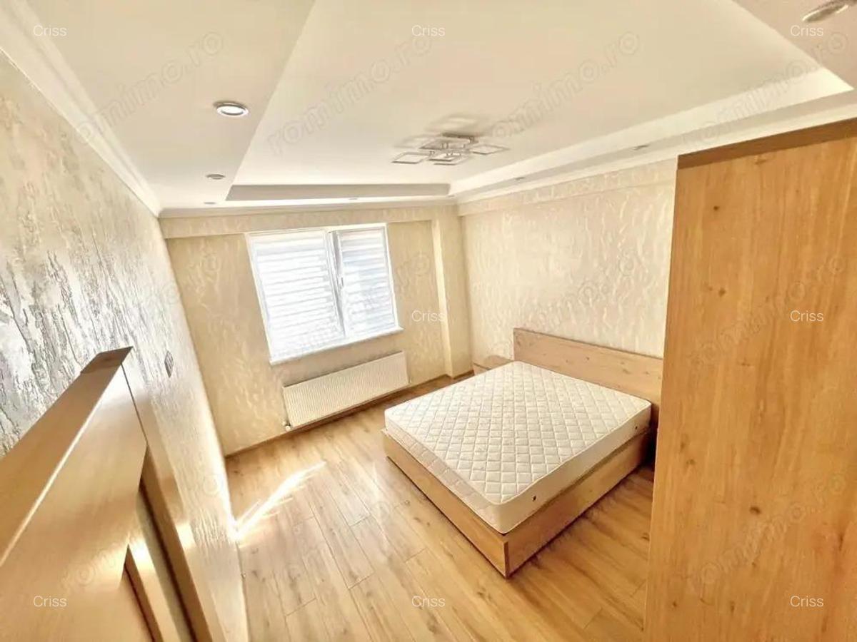 Apartament de vanzare cu 2 camere in zona Titan - 2