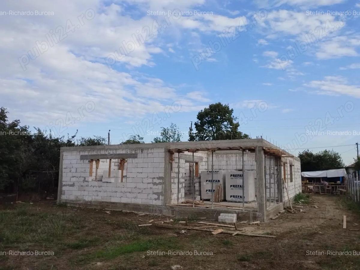 Vand teren+Casa in constructie in Comuna Curcani,Calarasi - 2