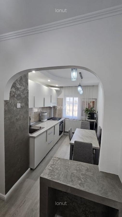 Apartament 2 camere cu garaj sub bloc, zona Gheorghe Lazăr - 4