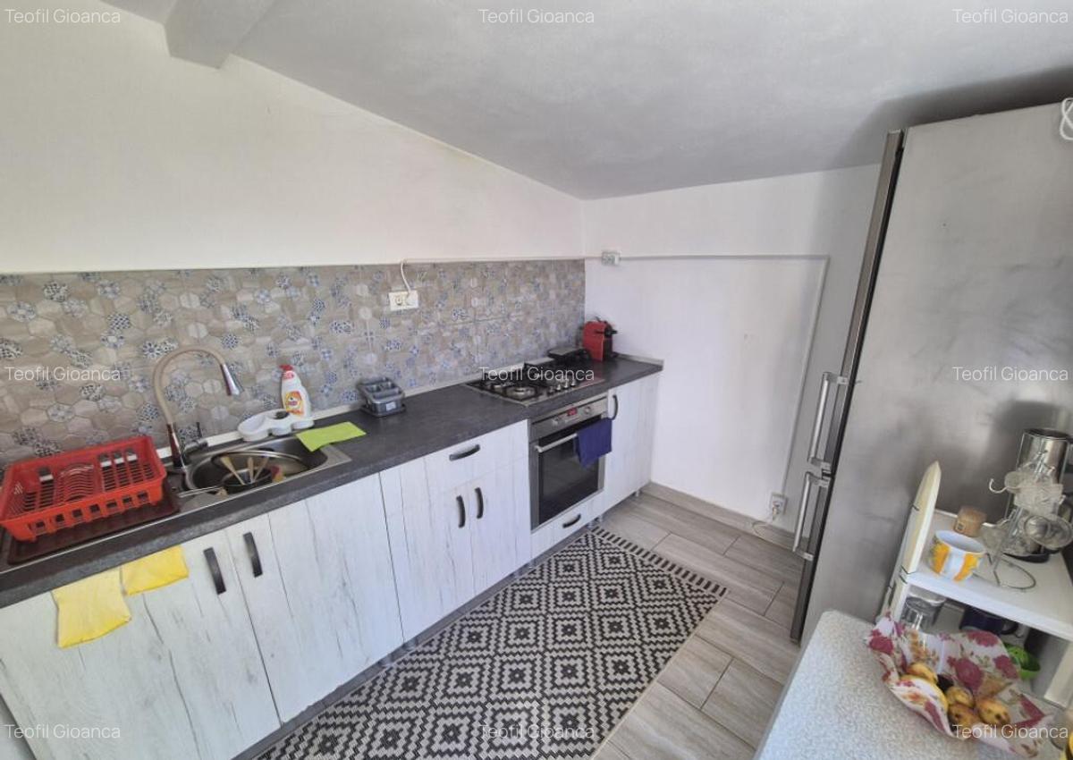 Casa P+1 cu facilita?i complete, str. ?i?e?ti - 8