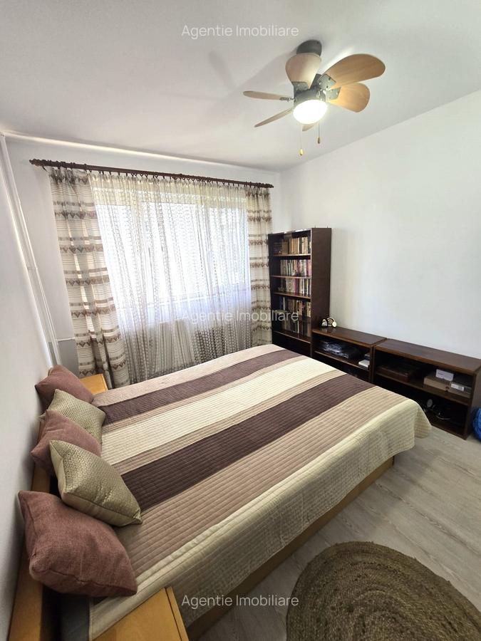 2 camere,  între metrou Gorjului și Păcii, Bld. Iuliu Maniu nr 170 - 1