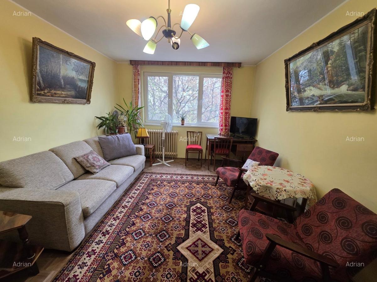 1 Decembrie 1918 intersectie Jean Steriadi, 10 minute metrou , vav Auchan, - 5