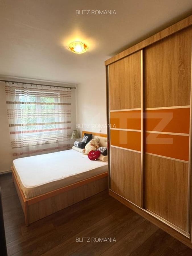 Apartament de vanzare, cu 3 camere decomandat, 65 mp, zona Astra - 4