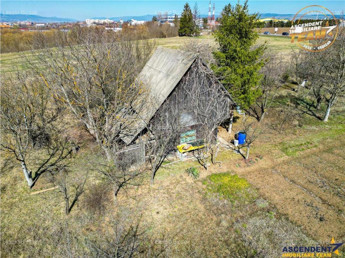 FILM! Doua terenuri intravilane,sursa proprie apa+constructie,langa DN,Sfantu Gheorghe, Covasna - 1