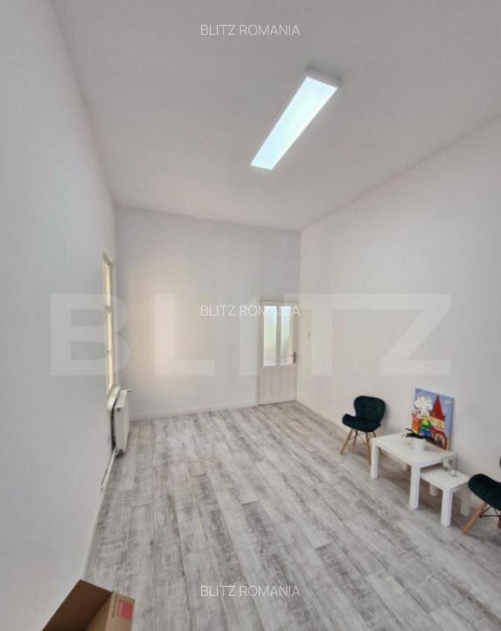 Spa?iu de birou de inchiriat 50 mp 2 camere si baie, zo - 12
